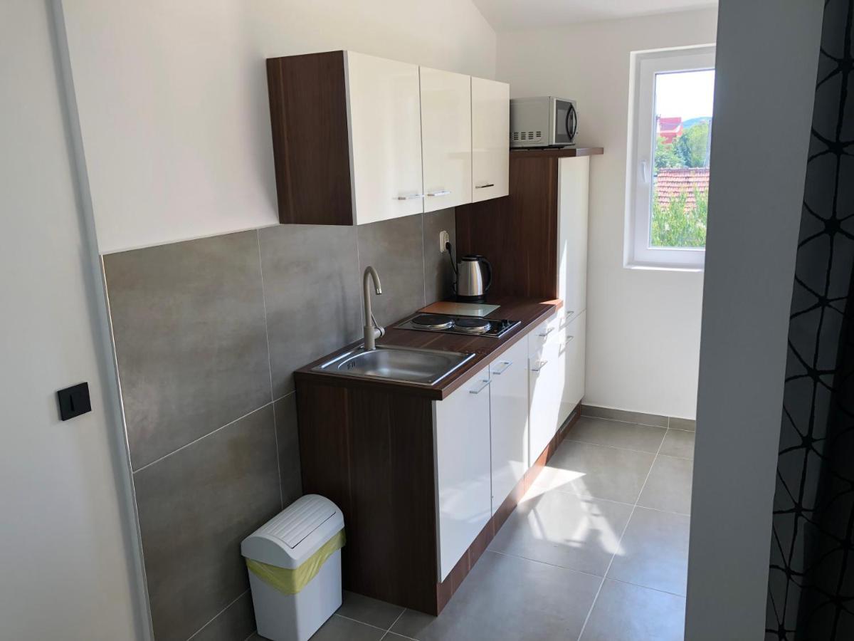 Apartmani Bm Biograd Na Moru Exterior foto